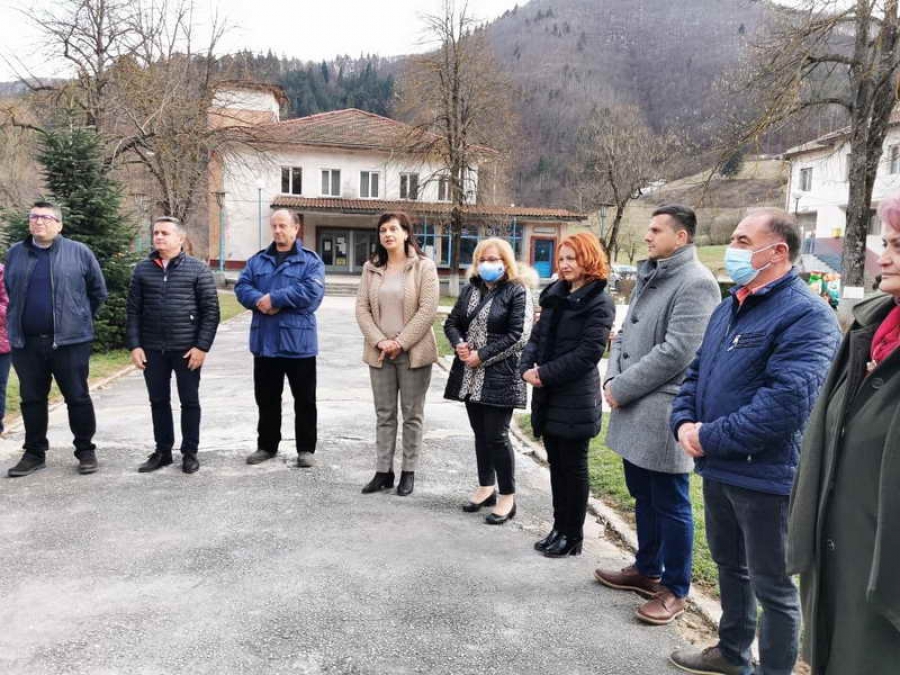 Д-р Даниела Дариткова: Водач съм на листа от добре сработен във времето екип