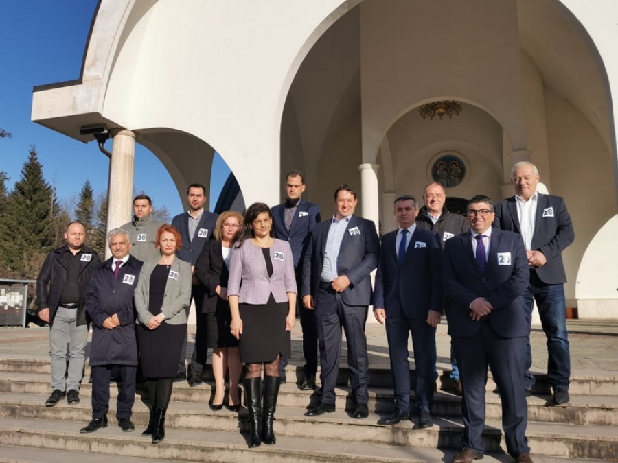С молебен, ГЕРБ-СДС в Смолян стартира предизборната си кампания