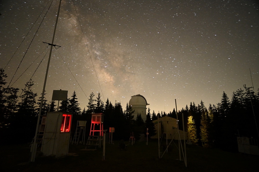 Български астрономи с публикация в престижното списание за наука Astronomy &amp; Astrophysics