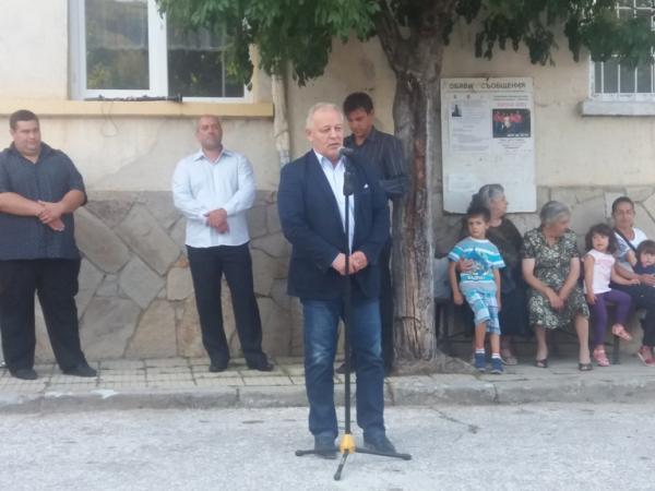 Кметът Мелемов откри празника на Левочево, пожела на съборяните да съхраняват славата на селото и родопския дух
