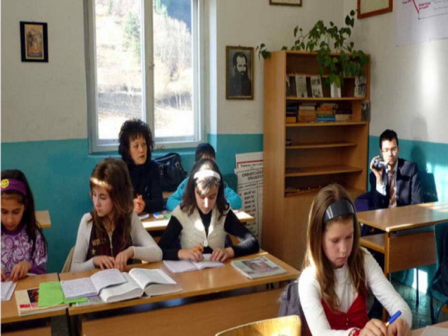 Учениците от село Търън учат здравно образование
