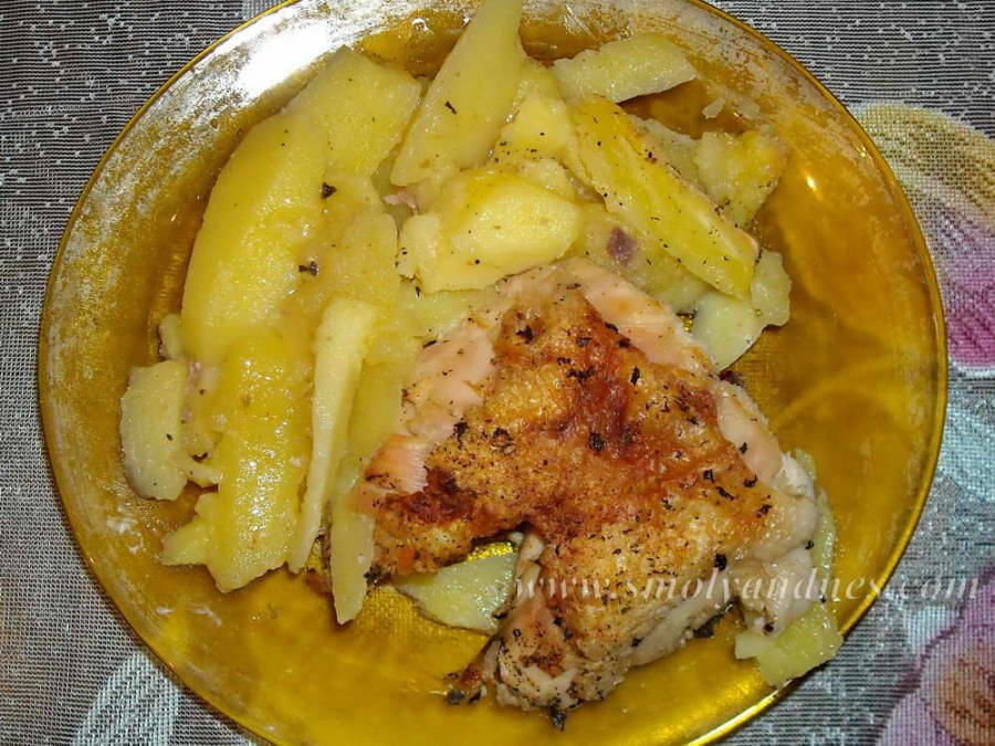 Пиле с картофи