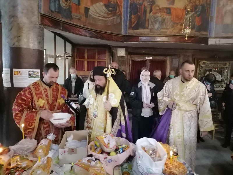 В Райково панихидата на Голямата&nbsp;&nbsp;Задушница бе отслужена от епископ Висарион