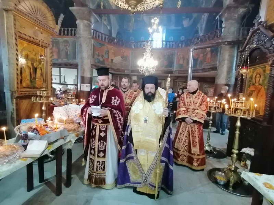 В Райково панихидата на Голямата&nbsp;&nbsp;Задушница бе отслужена от епископ Висарион