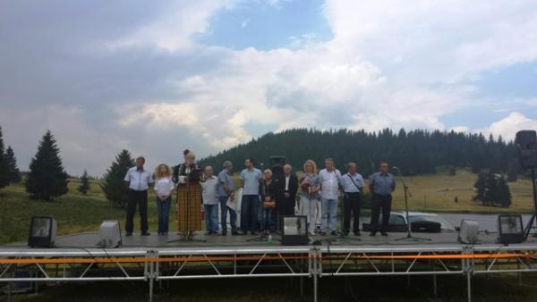 Дора Янкова бе официален гост на събора на село Малка Арда, община Баните