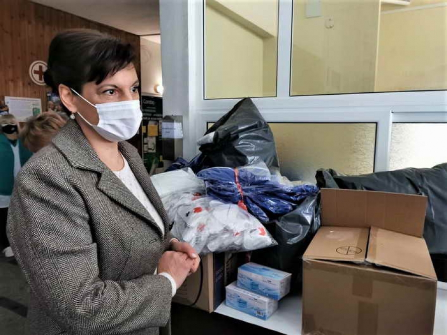 Д-р Даниела Дариткова направи дарение за болницата в Девин