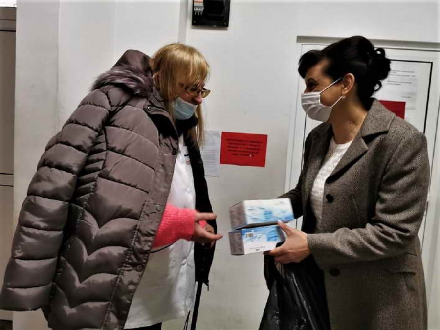 Д-р Даниела Дариткова направи дарение за болницата в Девин