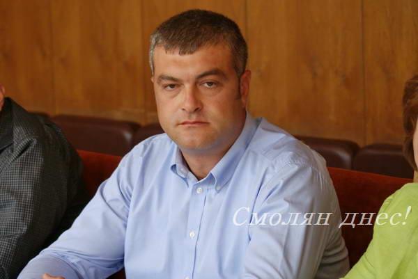 Емил Хумчев