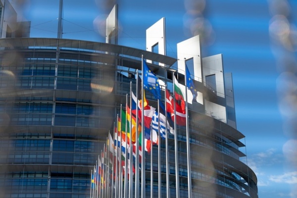 Бюджет на ЕС за 2025 г.: укрепване на ключови програми на ЕС  и управление на разходите по заеми
